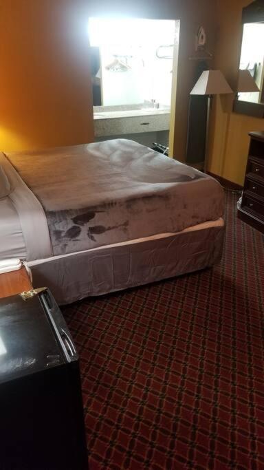 Hotel 2 Queens Beds Hotel Room 127 Stillwater Bagian luar foto